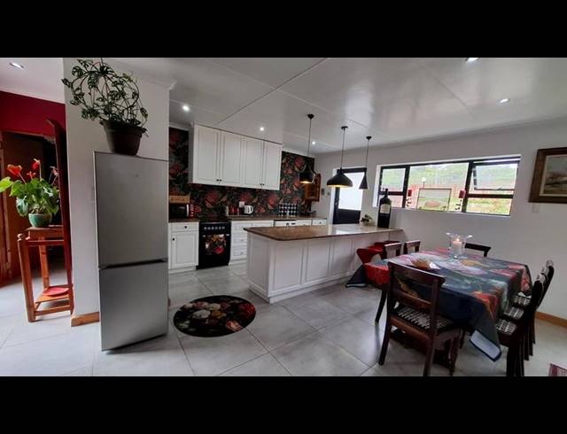 3 BEDROOM HOUSE FOR SALE IN DOLPHIN CREEK GOLF ESTATE